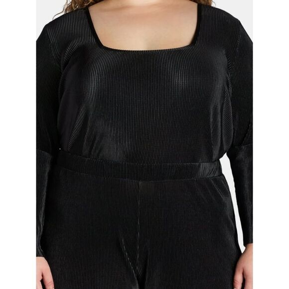 🆕👖Pleated Square Neck Top and Pants Set - Black Soot - Picture 3 of 4